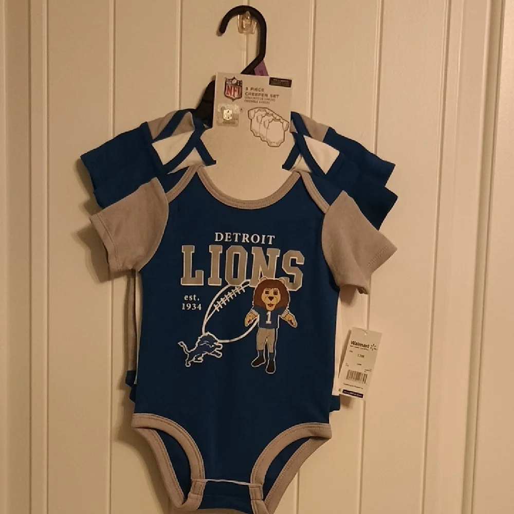 NWT 12 Month Old 3 Piece Creeper Set Detroit Lions Blue and Gray Baby Bodysuit